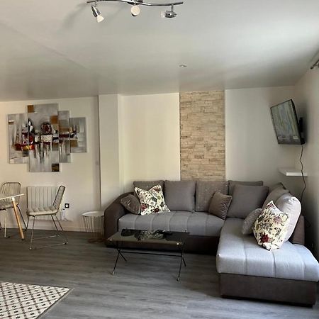 Superbe Appartement Au Bord Du Canal De St Quentin سانت كونتان المظهر الخارجي الصورة